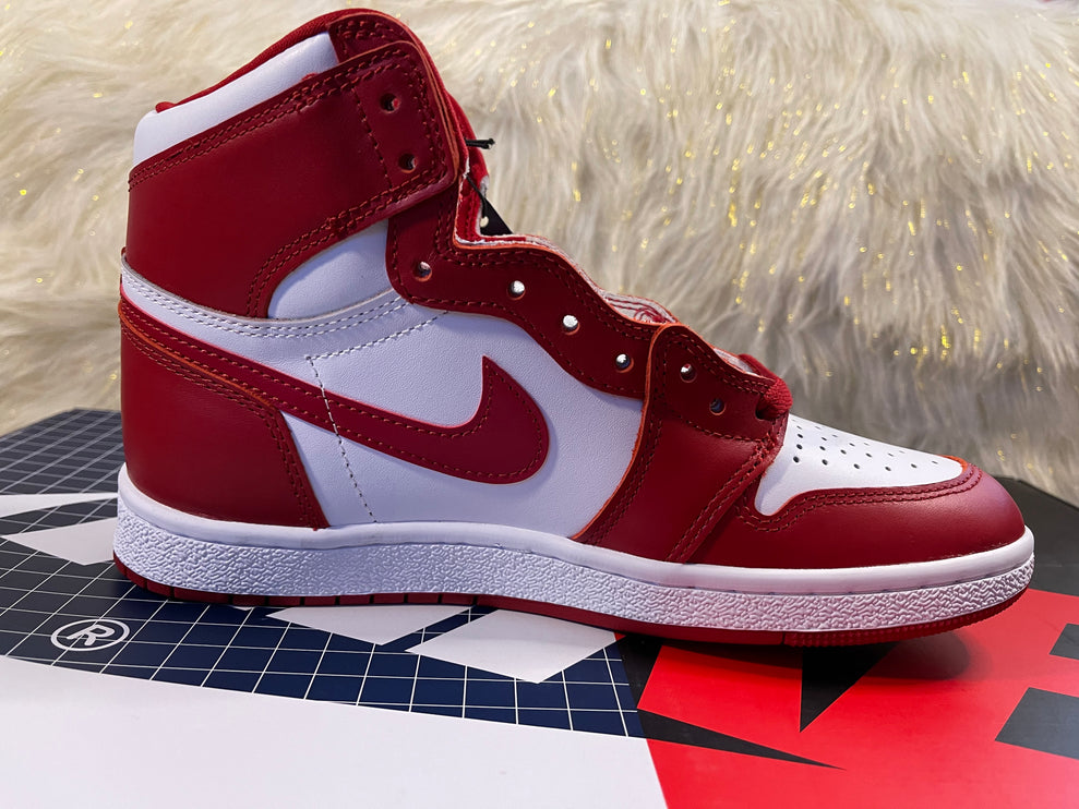 Jordan New Beginnings Pack Retro High 1 & Nike Air Ship (Size 8.5) - CoolShop