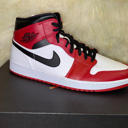 Jordan 1 Mid Chicago (2020)
