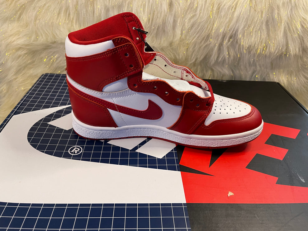 Jordan New Beginnings Pack Retro High 1 & Nike Air Ship (Size 8.5) - CoolShop