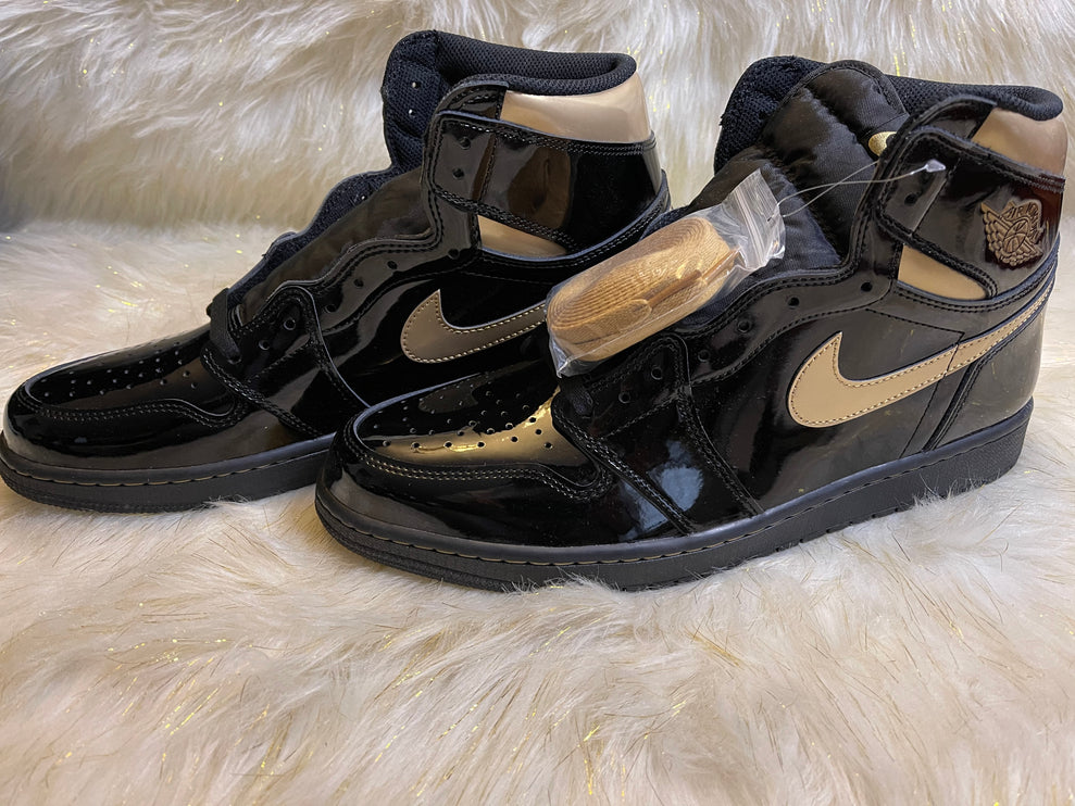 Jordan 1 Retro High Black Metallic Gold (2020)