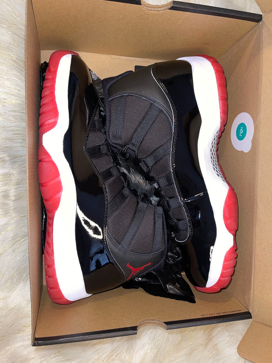 Jordan 11 Retro Playoffs Bred (2019)