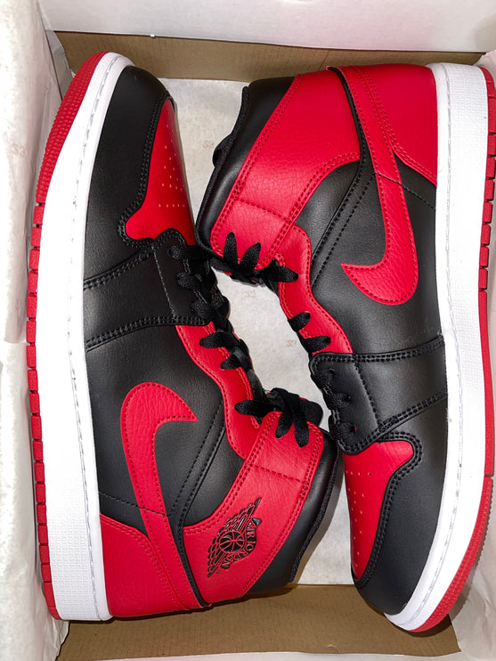 Jordan 1 Mid Banned (2020)