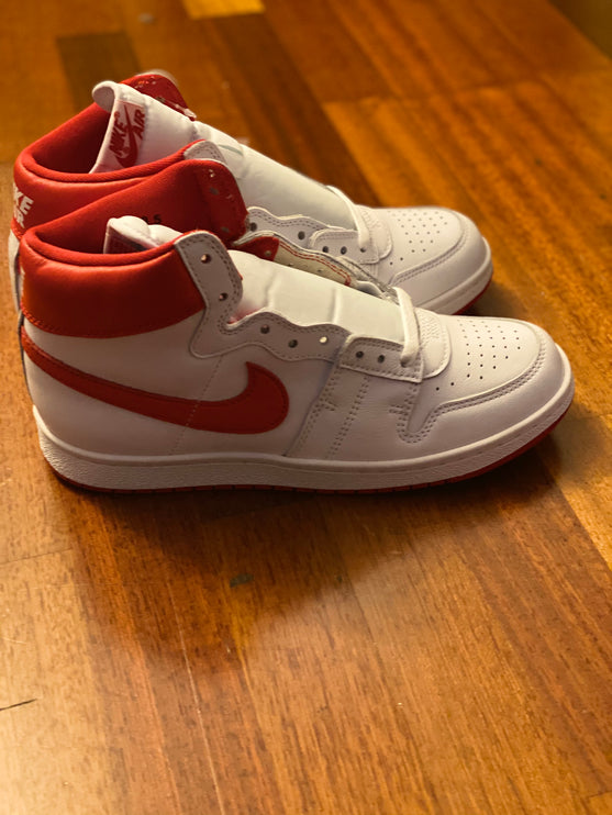 Jordan New Beginnings Pack Retro High 1 & Nike Air Ship (Size 8.5) - CoolShop