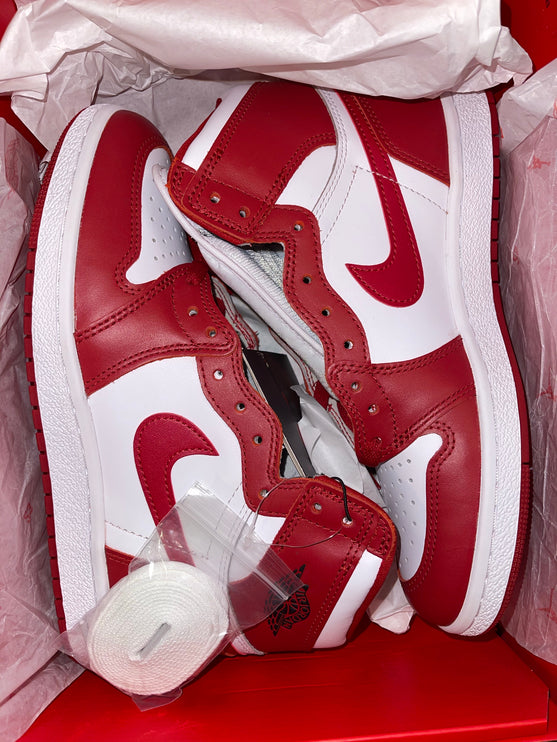 Jordan New Beginnings Pack Retro High 1 & Nike Air Ship (Size 8.5) - CoolShop