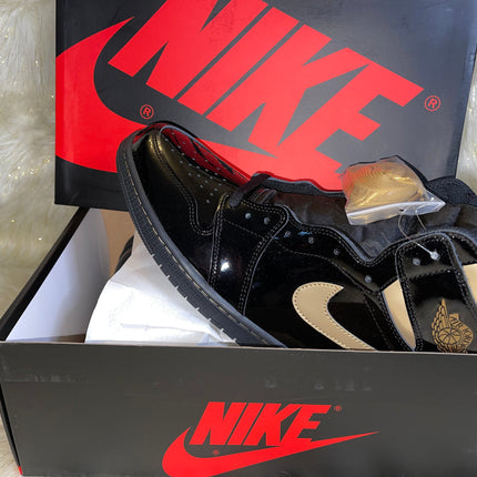 Jordan 1 Retro High Black Metallic Gold (2020)